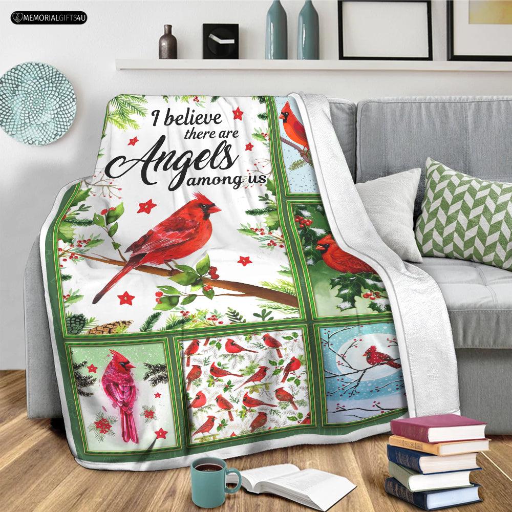 I Believe There Are Angels Among Us - Memorial Gifts For Loss of mother Fleece Blanket